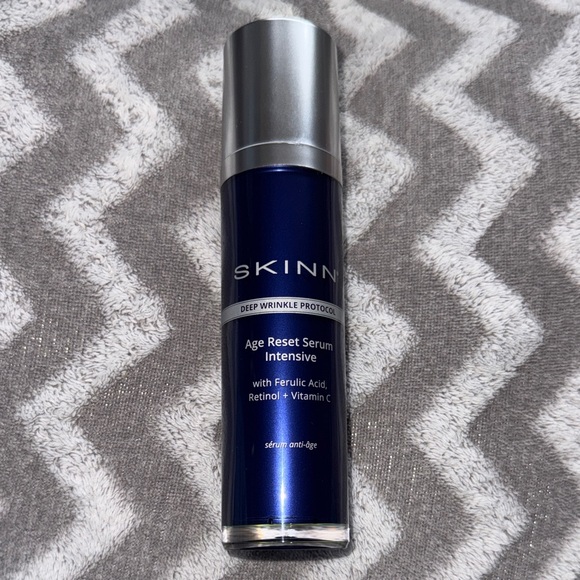 SKINN Other - SKINN Cosmetics Deep Age Reset Serum Intensive